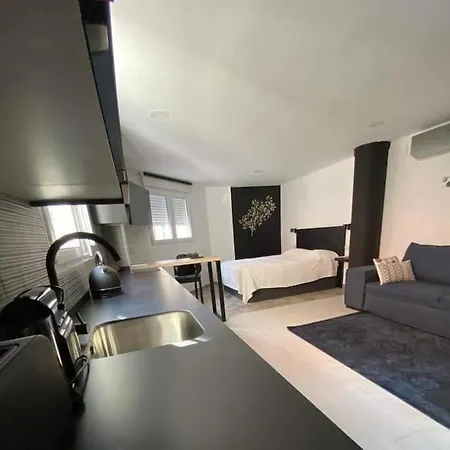 Casa Afrodita 2 *
