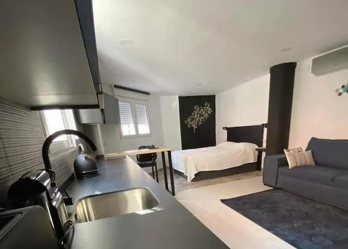 Casa Afrodita 2 *